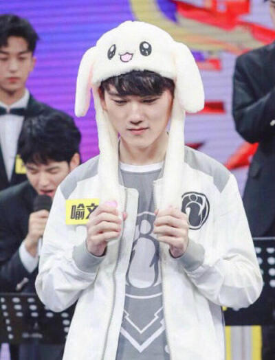 英雄联盟慈善，拳头游戏将不间断全球直播，为缓解新冠疫情筹款