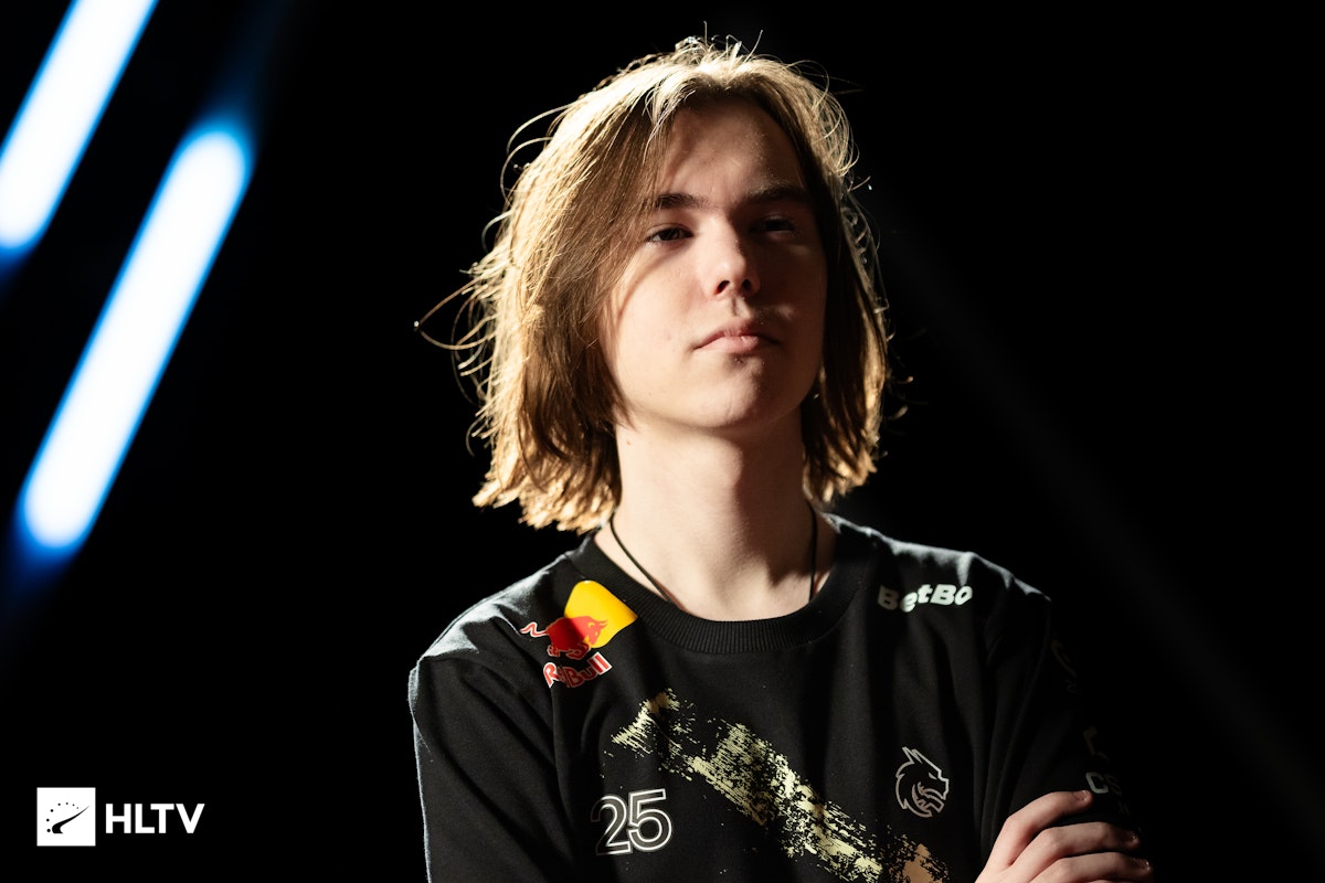 【前瞻】2025LPL春季赛季后赛RNG vs TES，败者组尴尬相逢谁能更胜一筹